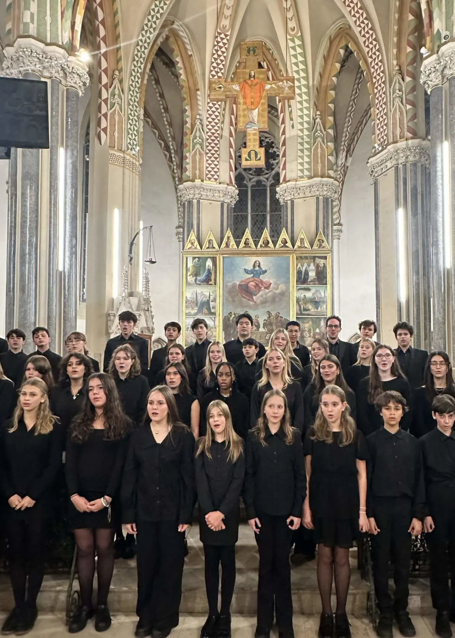 A group photo of Ibstock Singers in Budapest | Ibstock Place School, Roehampton, Private School Near Richmond, Barnes, Wandsworth, Putney, Kingston.