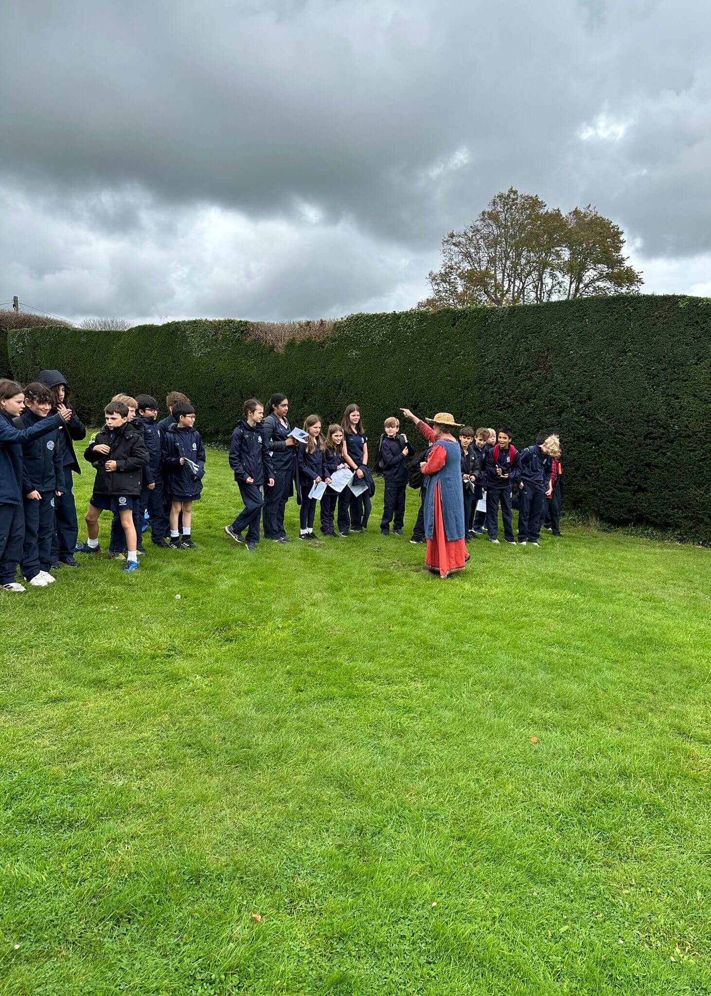 Senior 7 pupils travelled to Battle Abbey to visit the site of the end of Anglo| Ibstock Place School, Roehampton, Private School Near Richmond, Barnes, Wandsworth