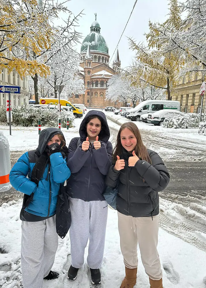 Senior 8 pupils studying German enjoyed a wonderfully festive trip to snowy Vienna.